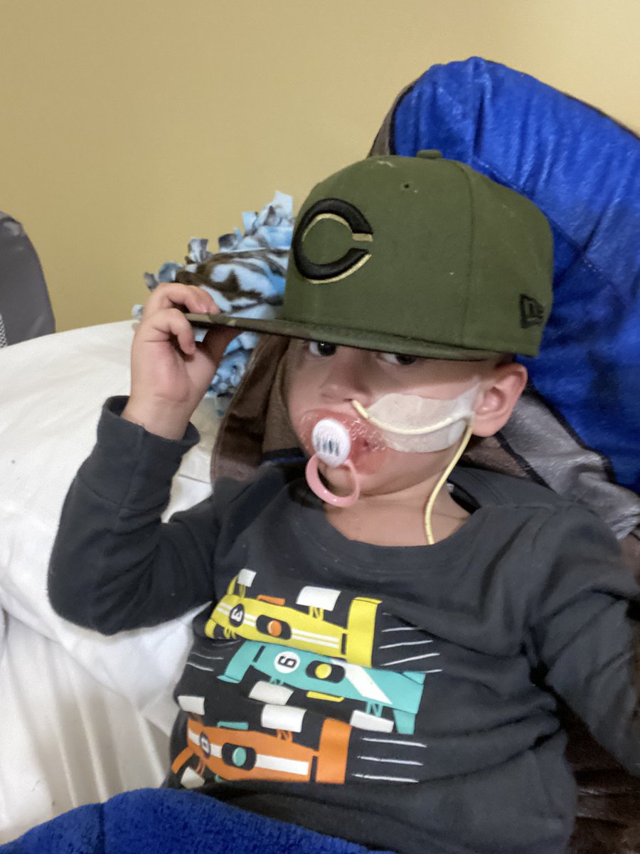 cais_man's tweet photo. Cinci’s biggest, littlest fan ⚾️

#CaisManFightsNeuroblastoma #CaisManStrong 💪🏻
@CincinnatiReds https://t.co/bVcBFHxqXi