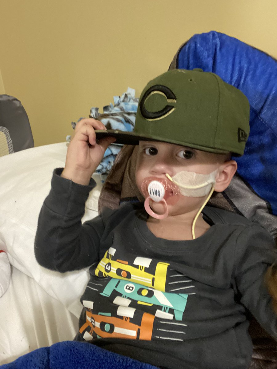 cais_man's tweet photo. Cinci’s biggest, littlest fan ⚾️

#CaisManFightsNeuroblastoma #CaisManStrong 💪🏻
@CincinnatiReds https://t.co/bVcBFHxqXi