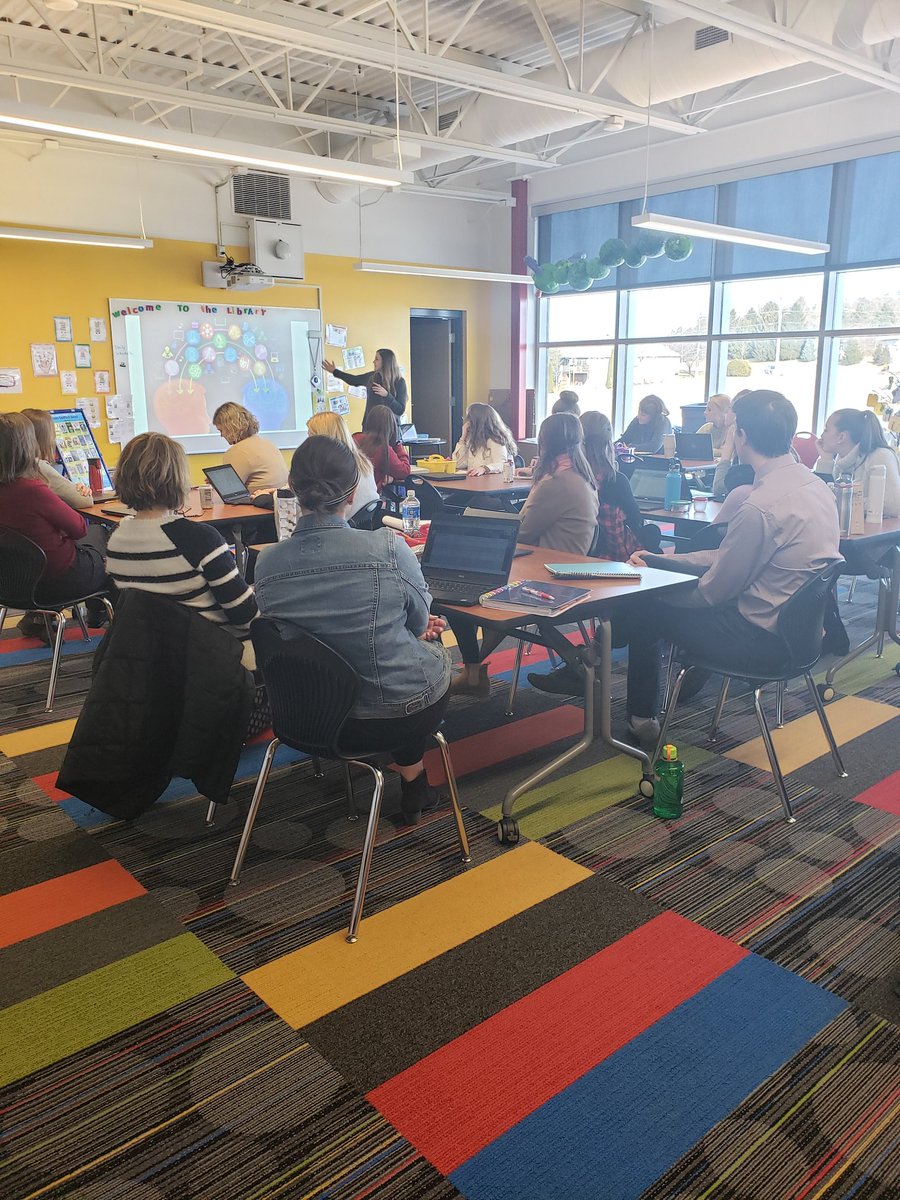 allison_freitag's tweet photo. A great day of learning with Dr. Armeda Wojciak this afternoon at Hoover! Teachers are learning more about the ARCH model and We Can! Trauma Informed approach and how this fits within the PBIS framework. #ICpositivity #ICCSDPBIS https://t.co/cGLi7kZqnG