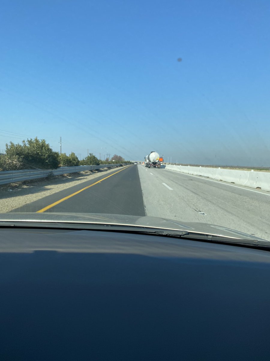 GTATIME_1LE's tweet photo. Omw to Bakersfield today, so fun... not. 😣 https://t.co/gBFRNFLz9u