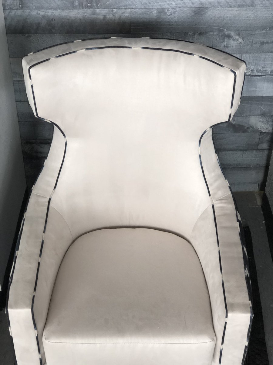 KZI_AZ's tweet image. Finished these today. #kziaz #upholstery #beautiful