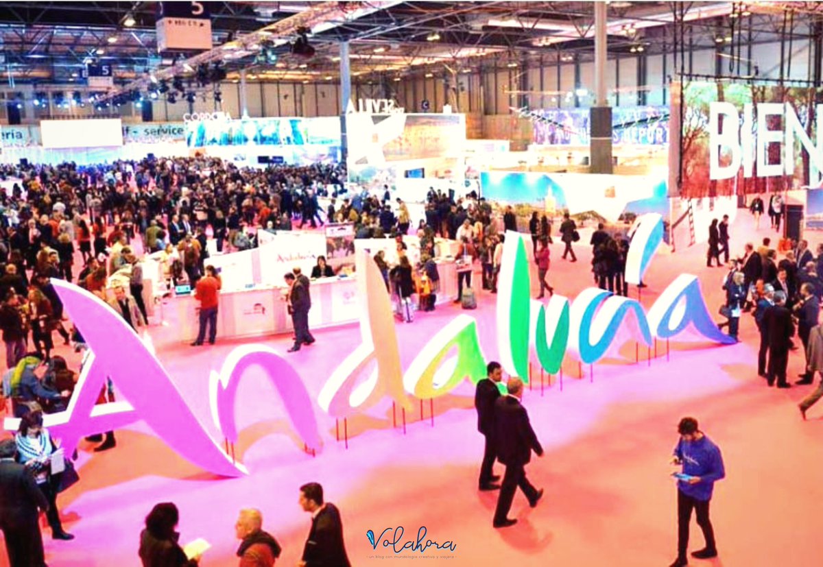 volahora's tweet photo. Nada como inaugurar la nueva década dando la vuelta al mundo en #FITUR2020 👏 con mi compañera @BeatrizBallesta 💯 Y este año #LogiTravelBirratour incluido 🙌 De aburrido va a tener muy poco...#volahora #bloggerdeviajes #viajesconarte #slowtravel #ViveAndalucia https://t.co/pu29V1DiFD