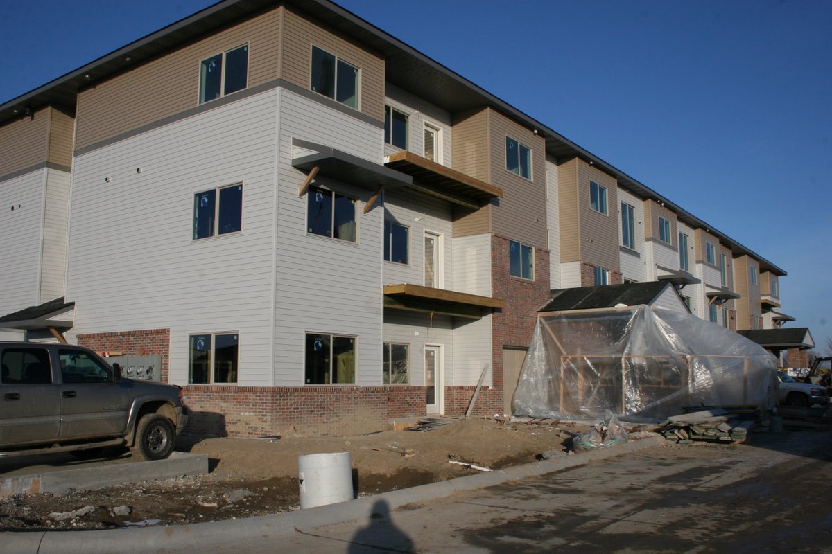 ChiefConst54's tweet image. Check out the progress being made at Pioneer Trail Flats in Hastings, NE. This 84-unit apartment complex will be such a great addition to the Hastings community!

To see more on this project, visit our website: bit.ly/2TxB4mS
#LeadLikeChief #ChiefConstruction