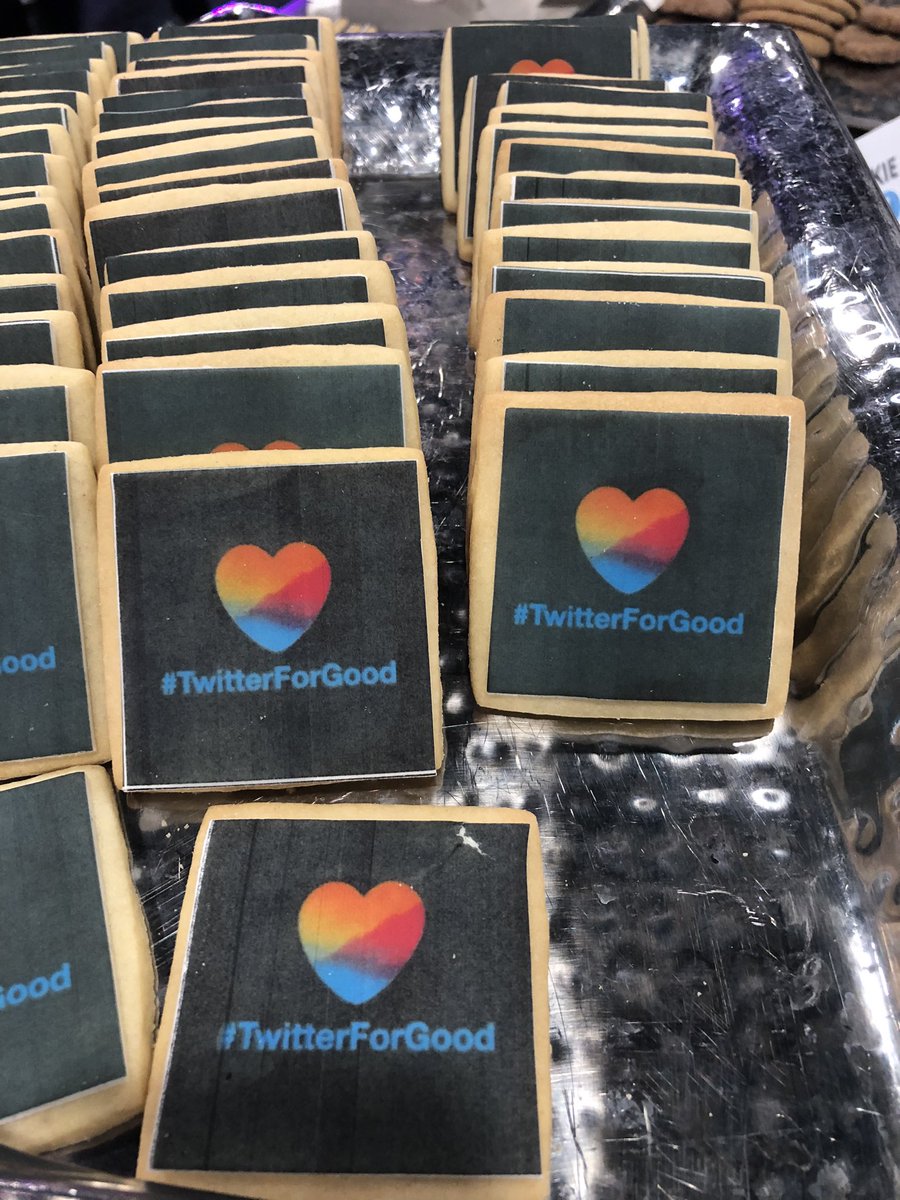 SShteyer's tweet photo. So proud to be part of a company that invest s much (not only $$) in Giving back.
#TwiterForGood
#oneteam2020
#LoveWhereYouWork https://t.co/wcZIcg9Ogc