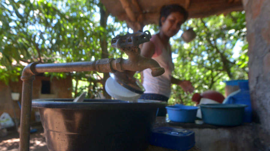 blogoneros's tweet photo. #elsalvador: A quien más le está cayendo agua potable con mal olor y sabor? Abro Hilo
#malolorenelagua #andasv https://t.co/sOnkshaUrW