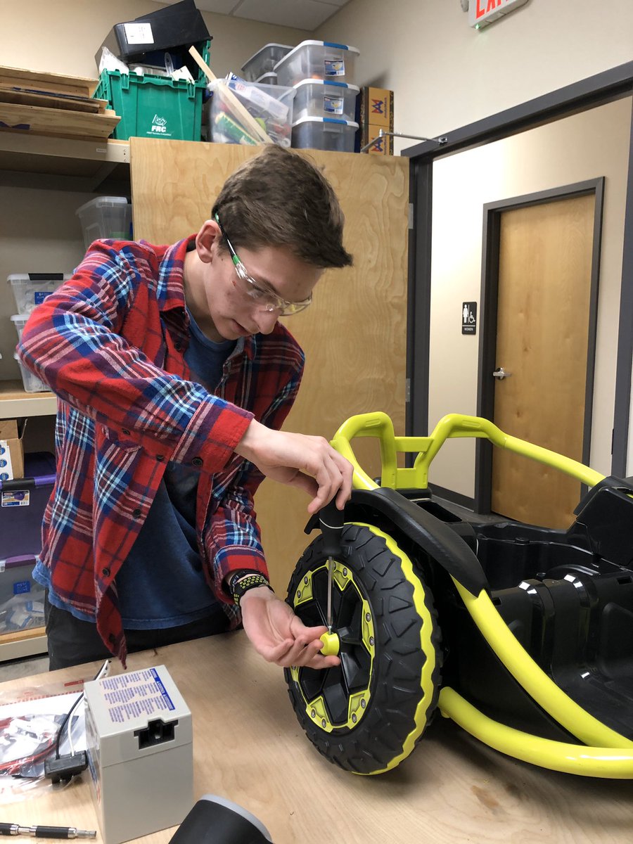 FRCTeam4910's tweet photo. Making great progress on the #Charibot wheelchair. Should be ready soon! @EastCobbRotary @RotaryOEC @Rotary @InteractFIRST @UDGoBabyGo #roboticswithasoul https://t.co/6IQtPq7Fda