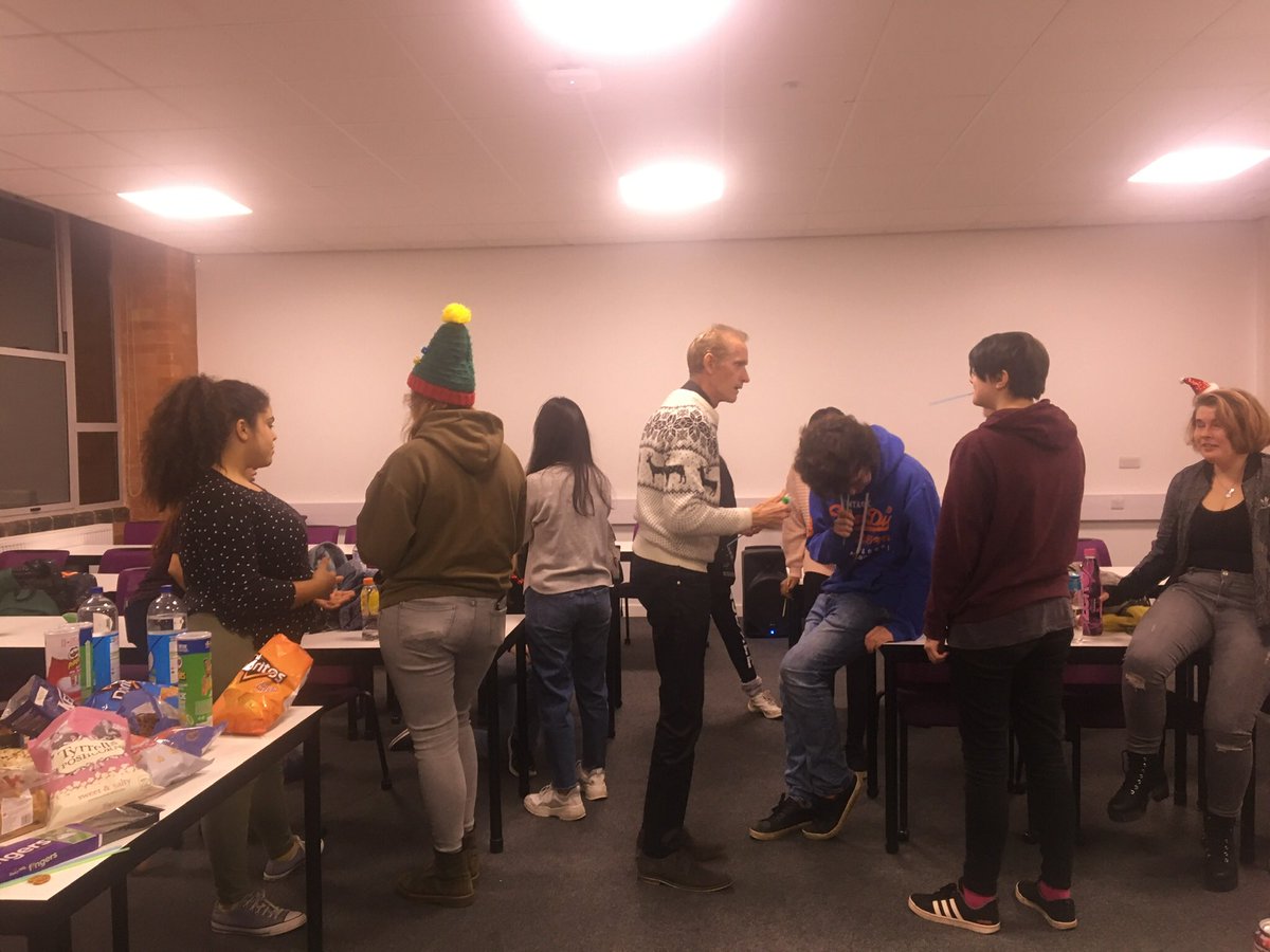 bsl_derby's tweet photo. Last photos from BSL society’s Christmas PARTY! ✨Hope everyone had a good New Years✨
.
.
.
#derbyunion #derby #bsl #society #newyear #2020herewecome #partytime #funandgames https://t.co/u5HhiTHctV