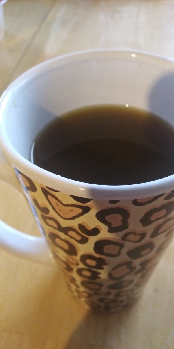 ormusisme's tweet photo. Organic Turkey Tail, green tea, tumeric, and ginger tea with 2 tsp of honey. #MushieLove #HealthyEating https://t.co/7F6cLOEtwa
