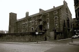 1/15 Scotland’s most famous connection with Europe was the Auld Alliance with France. First agreed in 1295/6 the Auld Alliance was built on Scotland and France’s shared need to curtail English expansion. Primarily it was a military and diplomatic alliance but for most of the