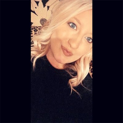caarrlyy_'s tweet photo. #NewProfilePic https://t.co/xbhXrSED9h