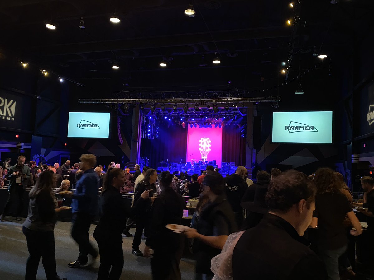 _thomtran's tweet photo. Lost my bassist at the @gibsonguitar #NAMMJam... I was about to stop someone and ask “Have you seen a guy wearing a leather jacket...” then remembered where I was. #NAMMShow #NAMM2020 @NAMM @NAMMShow https://t.co/6O6RW8dTAZ