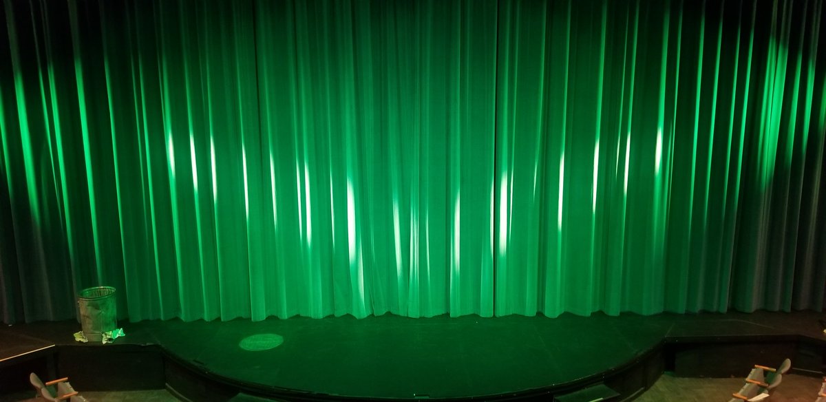 Dothedew_86's tweet photo. #littleshopofhorrors at #SJCT tonight!! It's gonna be a great show.
#theater #highschoolmusicals #techieforlife https://t.co/geeGRbCjjf