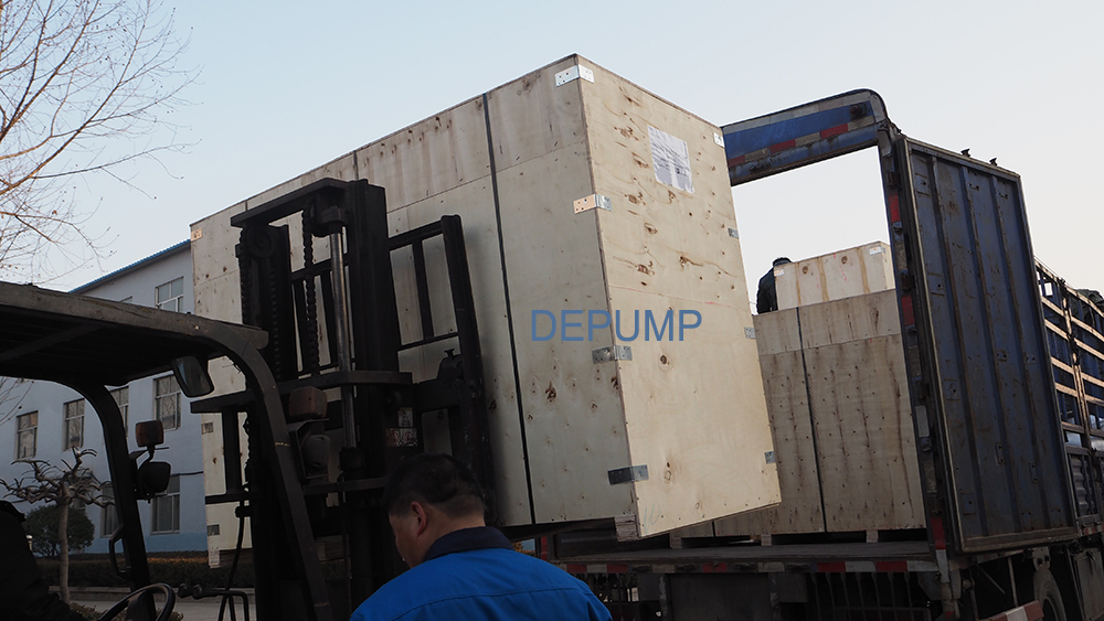 ShirleyPump's tweet photo. It's Early Lunar Year today, traditional: people start Festival stove king,dust sweeping,window cut,spring couplet.
For DEPUMP, we were loading the last order packages and finish the year in 2019. 
Thanks all my clients to support us in the past 2019, all the best wishes to you. https://t.co/b7upMOQbnb