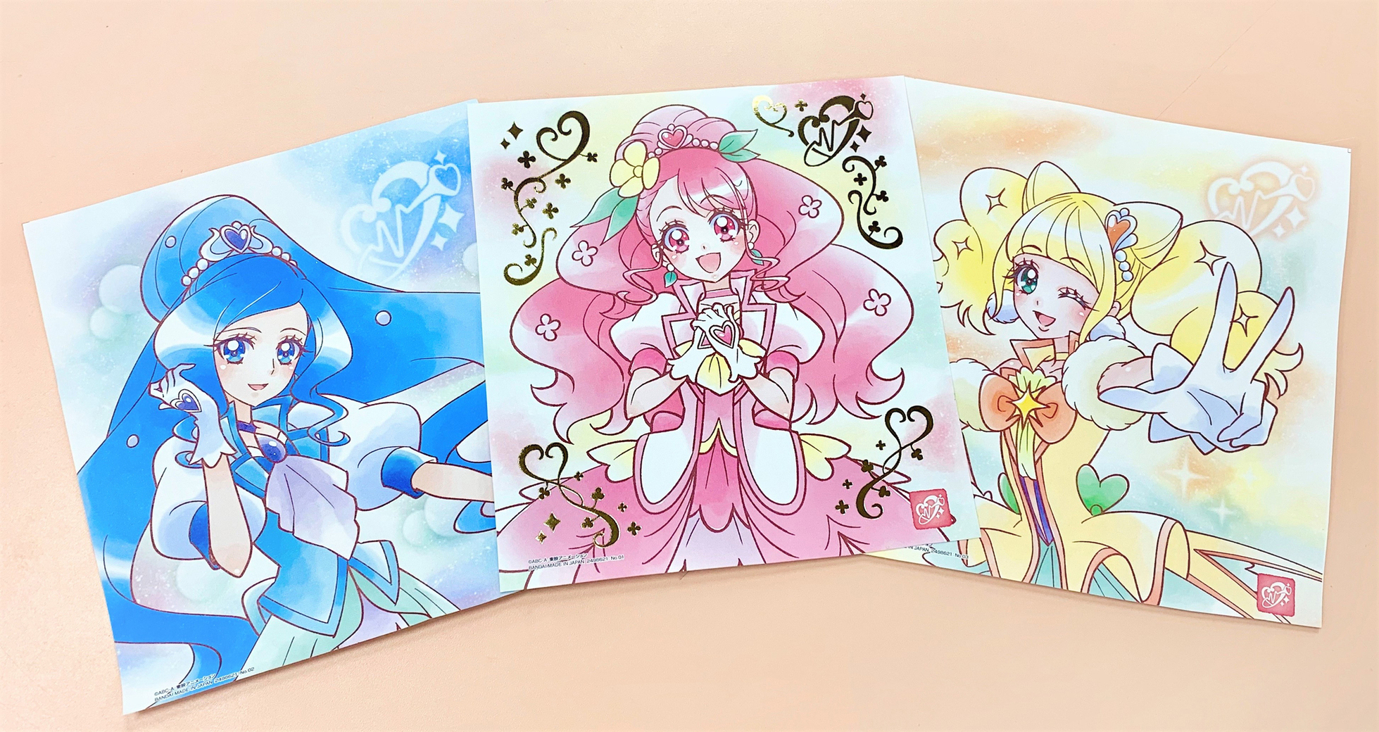 プリキュア食玩公式 バンダイ キャンディ プリキュア色紙art 全種画像公開 残りの4種は ヒーリングっど プリキュア のグレース フォンテーヌ スパークル そして３人の集合イラストでした パッケージも ヒープリ の2種類です 詳しくは