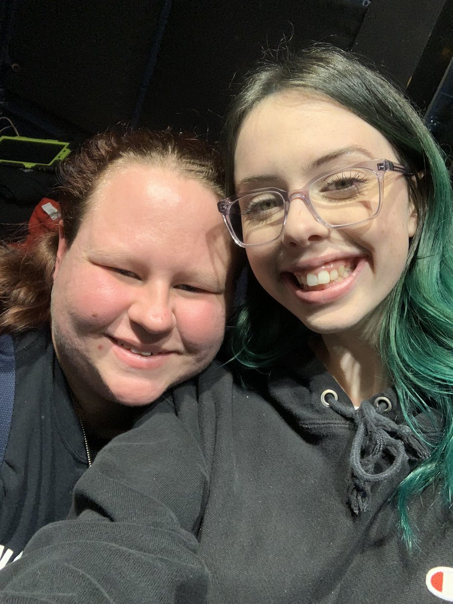 mixer_cimfamXO's tweet photo. a #danicimorelli appreciation tweet cause SHES precious and deserves nothing but love and support on this journey and in life. @Cimorelliband https://t.co/Q45n9mSAX5