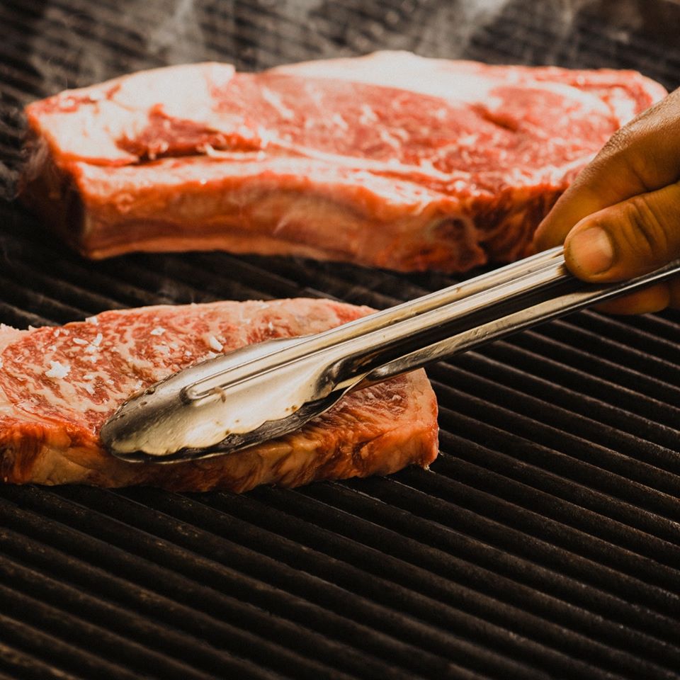 RestaurantHubNZ's tweet photo. @JSHQueenstown showcases the very best beef and lamb in New Zealand. Reserve your table and get your own steak today https://t.co/7A5tsIDK0M

#queenstown #queenstowneats #queenstownfoodie #NewZealand #nzeats #steak https://t.co/5oRSpkan3z