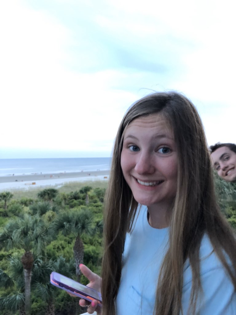 malloryyweber's tweet photo. annnnd just some more https://t.co/unNU1CLm4E