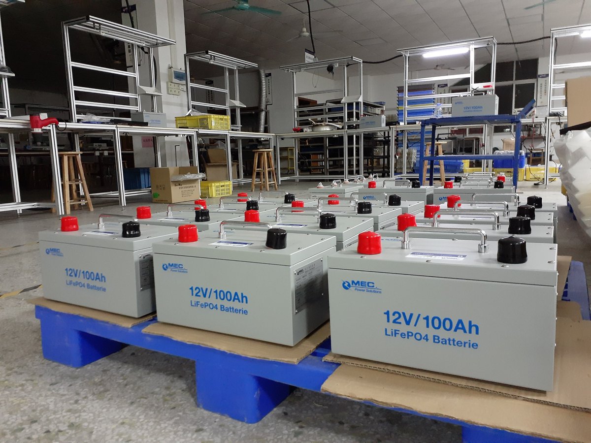 MEC_Energie's tweet photo. Start fresh the new year 2020, we are grateful to have delivered something great again. 12V/100Ah #LiFePO4 battery packs would be the gift for the new year, and also the blessings for the coming #CNY! the smiling face from the boat or yacht owners in Europe would be our reward! https://t.co/VY5xpjvnfC