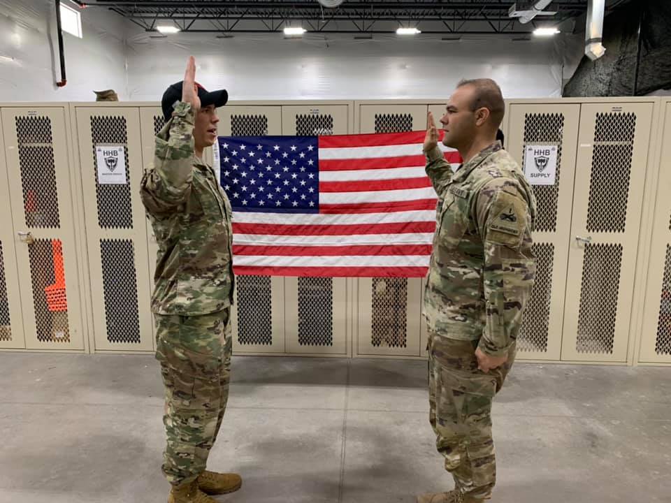 3ABCT1AD's tweet image. #Reenlist #BulldogHighlights

SPC Paige Haughton and SPC Mikell Mohr both re-enlisted for 4 years. Both are Soldiers in 4-1 FA, SPC Haughton heads to Germany and SPC Mohr to Fort Sill. Thank you for your continued service!

@1stArmoredDiv  @FortBlissTexas  @FORSCOM