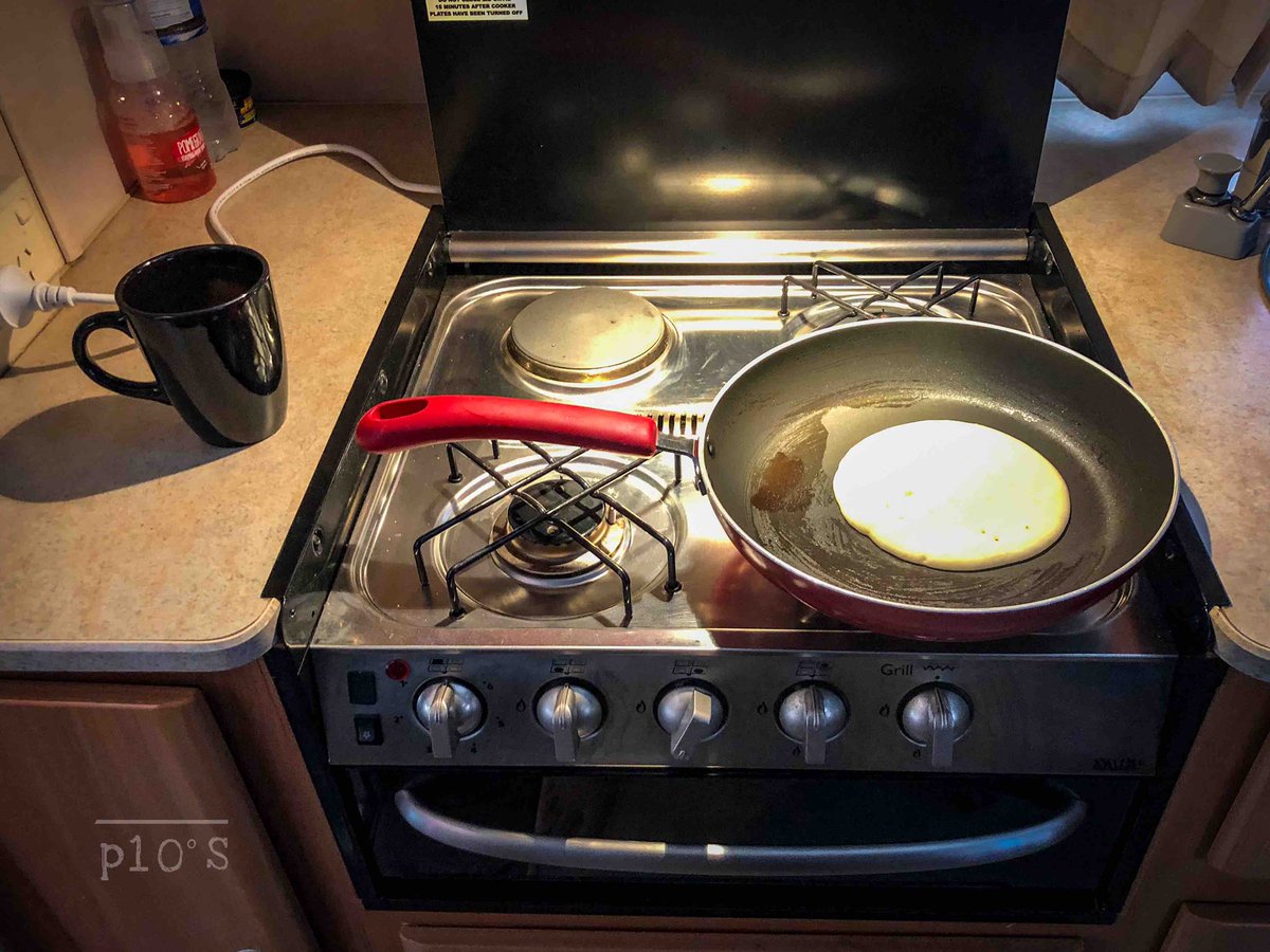kw104b's tweet photo. Camping the way it should be #pancakes #breakfast #camping https://t.co/iYaswPFHCv