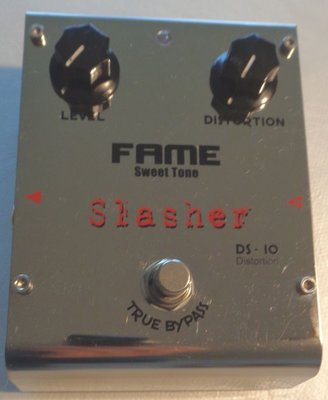 freestompboxes's tweet photo. A cheap box, but who give's a #procorat's arse if it sounds good? Fame - Slasher 🔪..... Truly beautiful tracing job by forum member Manfred #gutshotculture #pedalporn #schematic #traced https://t.co/hEsEKCXxEy https://t.co/oPzhr8t9Ek