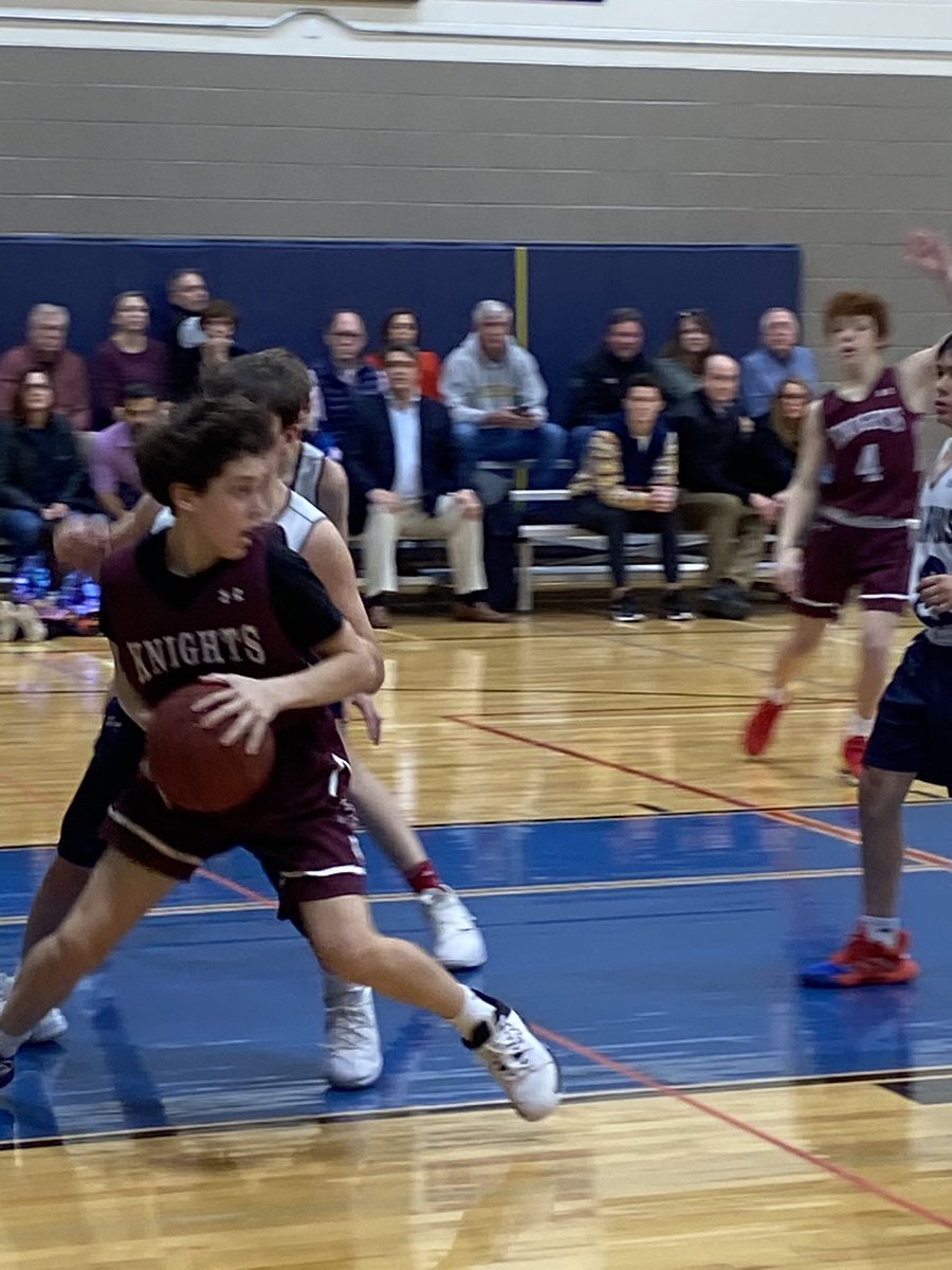 Knights maroon up big in 3rd quarter.