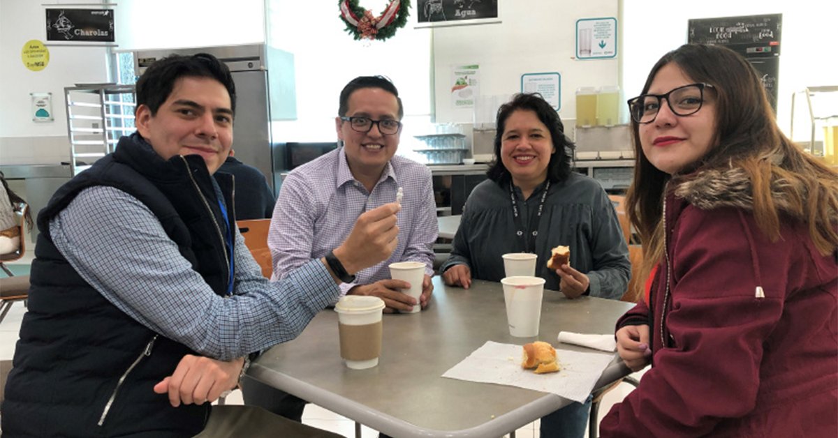 msdcareers's tweet photo. Here's a #ThrowbackThursday to last Monday when #MSDMexico colleagues had a tasty treat during lunch—a Rosca de Reyes or King's Cake. This was a fun way for colleagues to connect and celebrate culture from the coziness of MSD. #AtMSDImInspired #MSDLatAm https://t.co/2p8TQ6GexQ