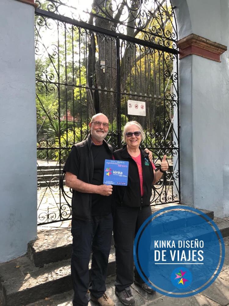 Kinkaviajes's tweet photo. Great experience with our friends from Nebraska 🇺🇸 
See you soon!
#privatetour
#KinkaToursCDMX #KinkaViajes
#Travellers #lovetotravelwithKinka #solotravellers #womentravellers #privatetours #unforgettabletravels #MexicoCity #touristguide
#airbnbexperience #tripadvisorexperience https://t.co/XJcEHBof2O