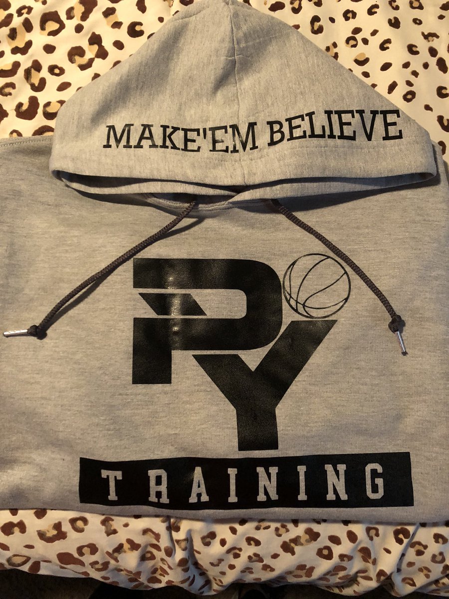 ___CoachP___'s tweet photo. 🤩🔥🙏🏽 GOD IS REAL & MOST IMPORTANTLY HE IS GOOD! See it’s one thing for myself to see my vision for my PYTRAINING Basketball Company 🏀 but it’s another when you have a strong support system that see the same! This is just the beginning 🙌🏽 #PYTraining 🙌🏽 https://t.co/309A8pE21o