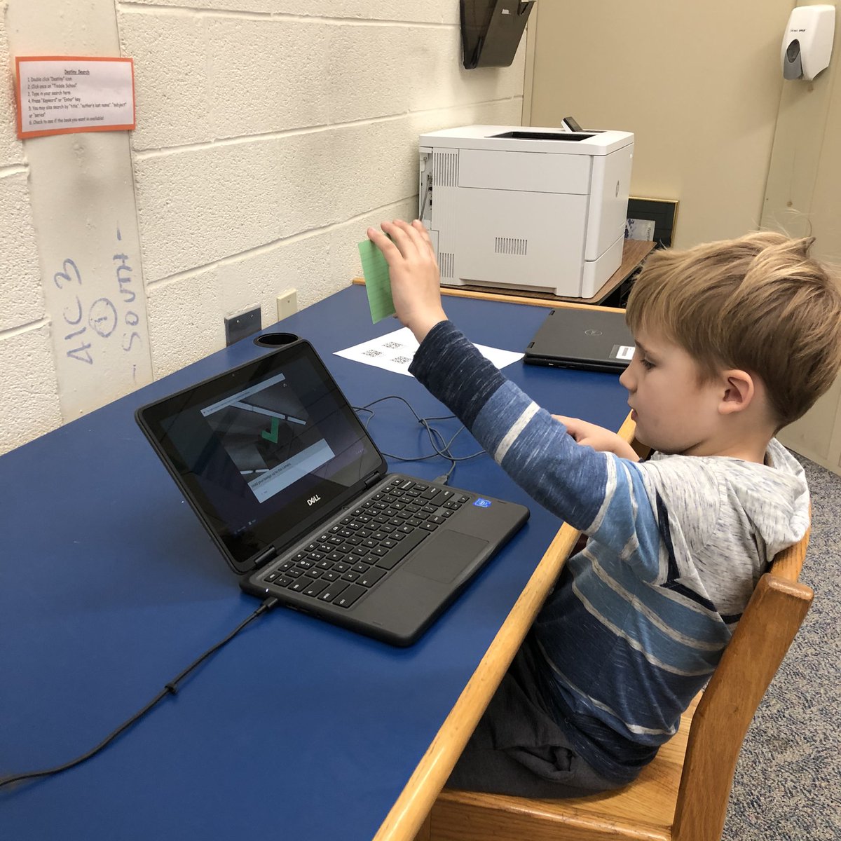 MrsKlausTisdale's tweet image. These first graders are pros at using their clever badges to sign into chromebooks in the Computer Lab! #techwizards #chromebooks #WeAreTisdale @TisdaleSchool