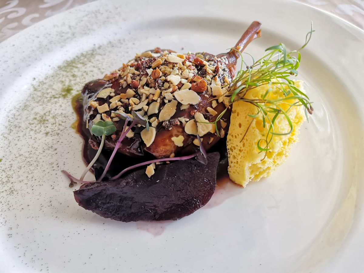 ¿Alguna vez ha degustado el Pato confitado con esponja de naranja de nuestro restaurante de especialidades francesas, L’Etoile*? Es simplemente delicioso. bit.ly/2oWaTWL
*Sólo para huéspedes mayores de 13 años.
