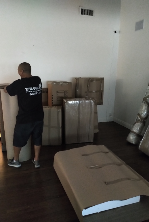 DynamicLA's tweet image. Another successful move. Our team in action, providing quality export packing for an international relocation. Contact us for a quote today and let our experts assist you with all your international shipping needs!