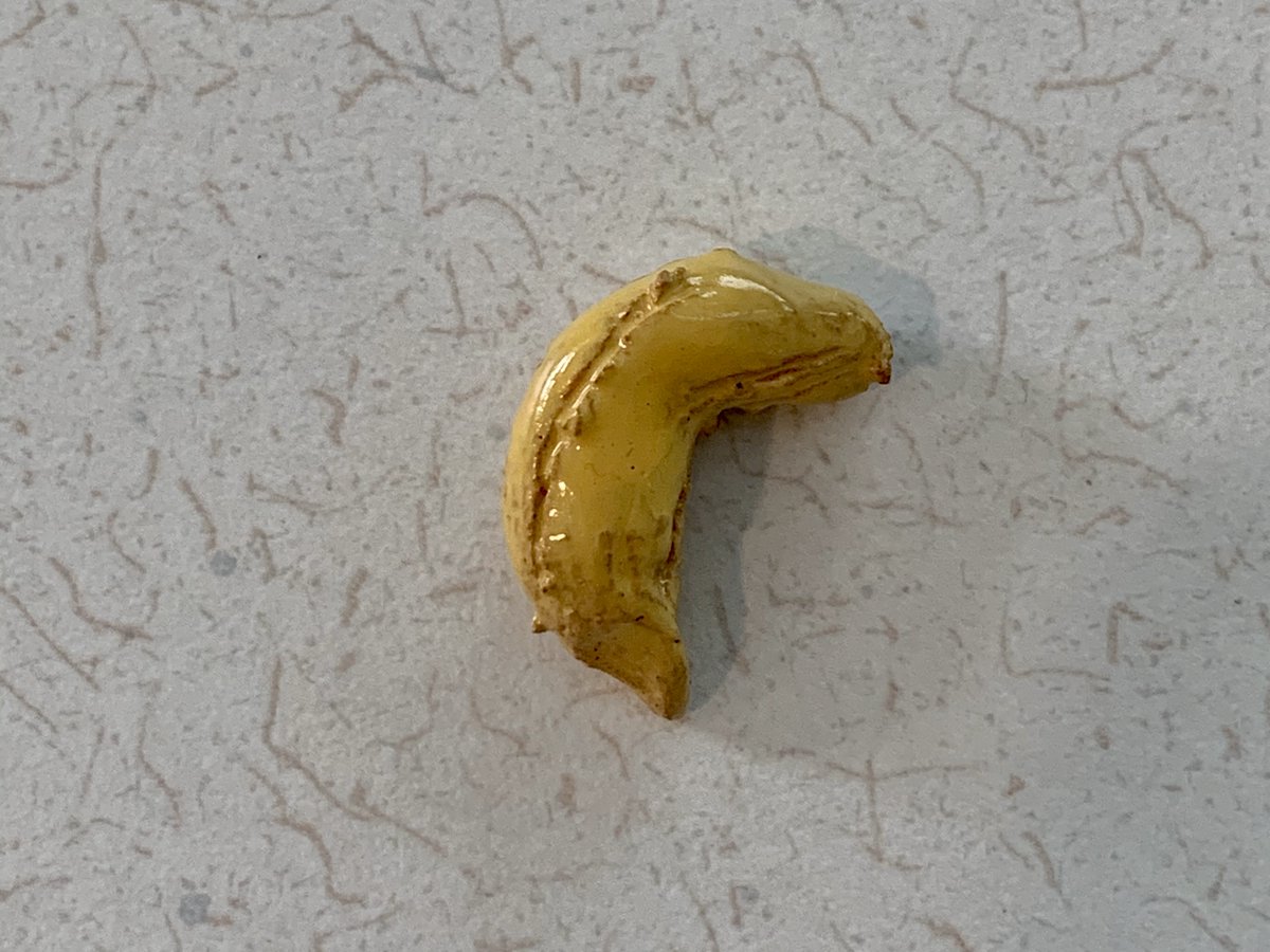 On the 15th day of #OneHealthMonth my daughters gave to me: a ceramic banana. On the 16th, about a 1/2 oz of aloe vera juice. A good reminder of how humans and plants interact, co-evolve, and benefit from one-another.