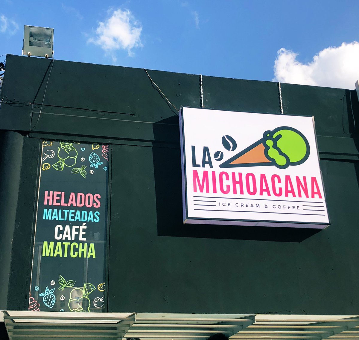 El sábado inauguraremos, casi listos. De Tocumbo Michoacán para el mundo #LaMichoacana Av. Palo Solo 166 los espero.