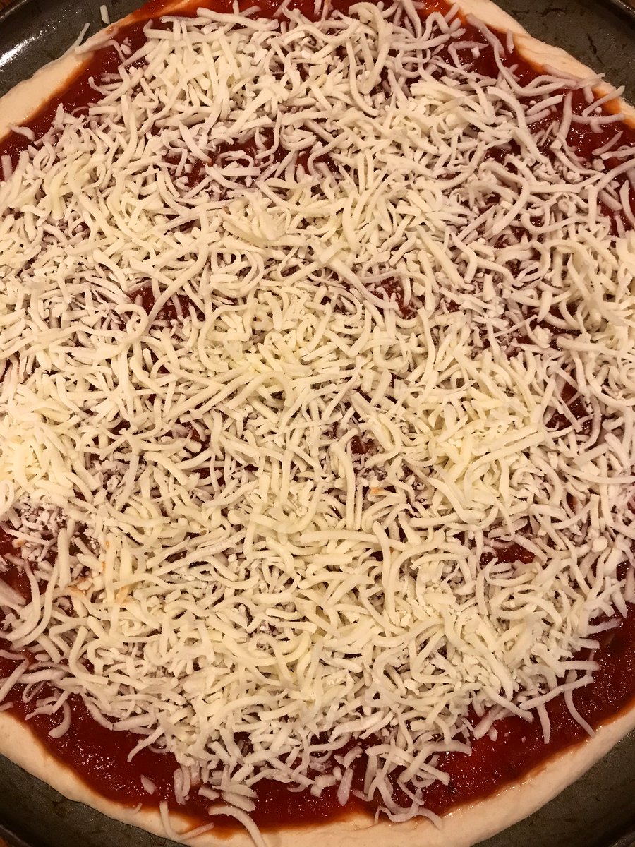 __navita__'s tweet photo. Look at ya girl 👀

Making pizza for the FIRST time (homemade dough) 🍕            Red &amp; white wine pairs well.
Delish!                                                  #Tryingtocook https://t.co/jdwkLcJRxm