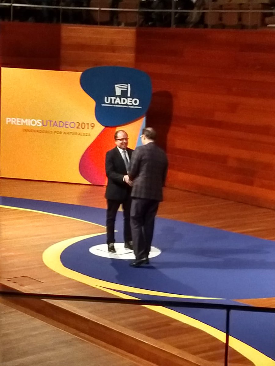 Utadeo_edu_co's tweet photo. #PremiosUtadeo El premio a Profesor Distinguido en Ciencia de este año es para Luis Fernando Gamboa Niño, investigador sénior de Colciencias y profesor de la Facultad de Ciencias Económicas y Administrativas. https://t.co/fnq7aDlIdL