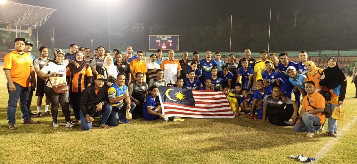 MYCGMedan's tweet photo. Internasional Pramusim Edy Rahmayadi Cup 2020 yang diadakan di Stadium Teladan, Medan bermula pada 16 hingga 18 Jan 2020. Pihak PSMS telah mengundang pasukan dari luar negeri iaitu Felda United, Penang FA dari Malaysia dan Boeung Ket dari Kamboja. Pihak KJM turut memberi sokongan https://t.co/VIof4X1kRs