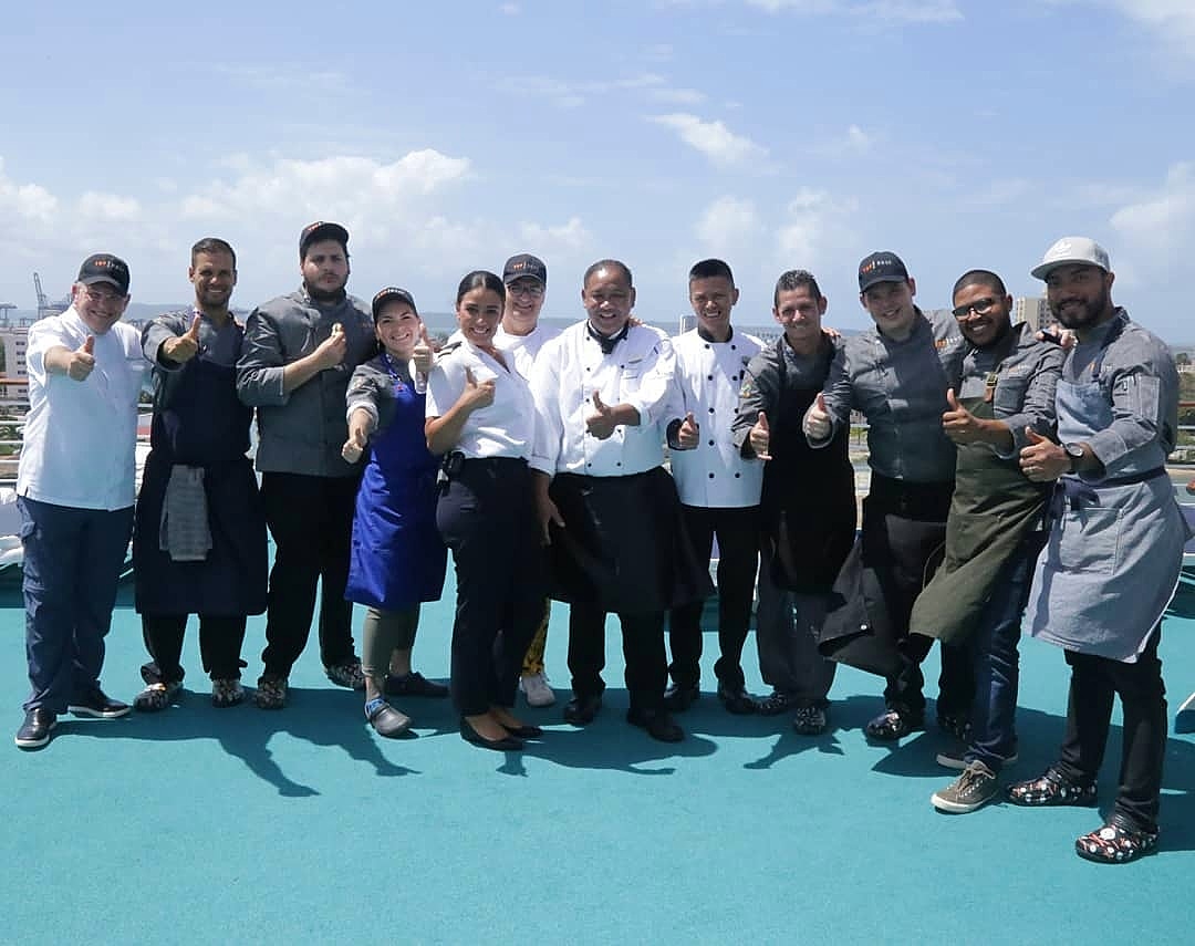 TopChefPa's tweet image. 😎 Un #TBT desde el puerto de cruceros en la provincia de Colón ¿Recuerdan cual fue el reto? #TopChefPA 🔥 #TerceraTemporada 📺