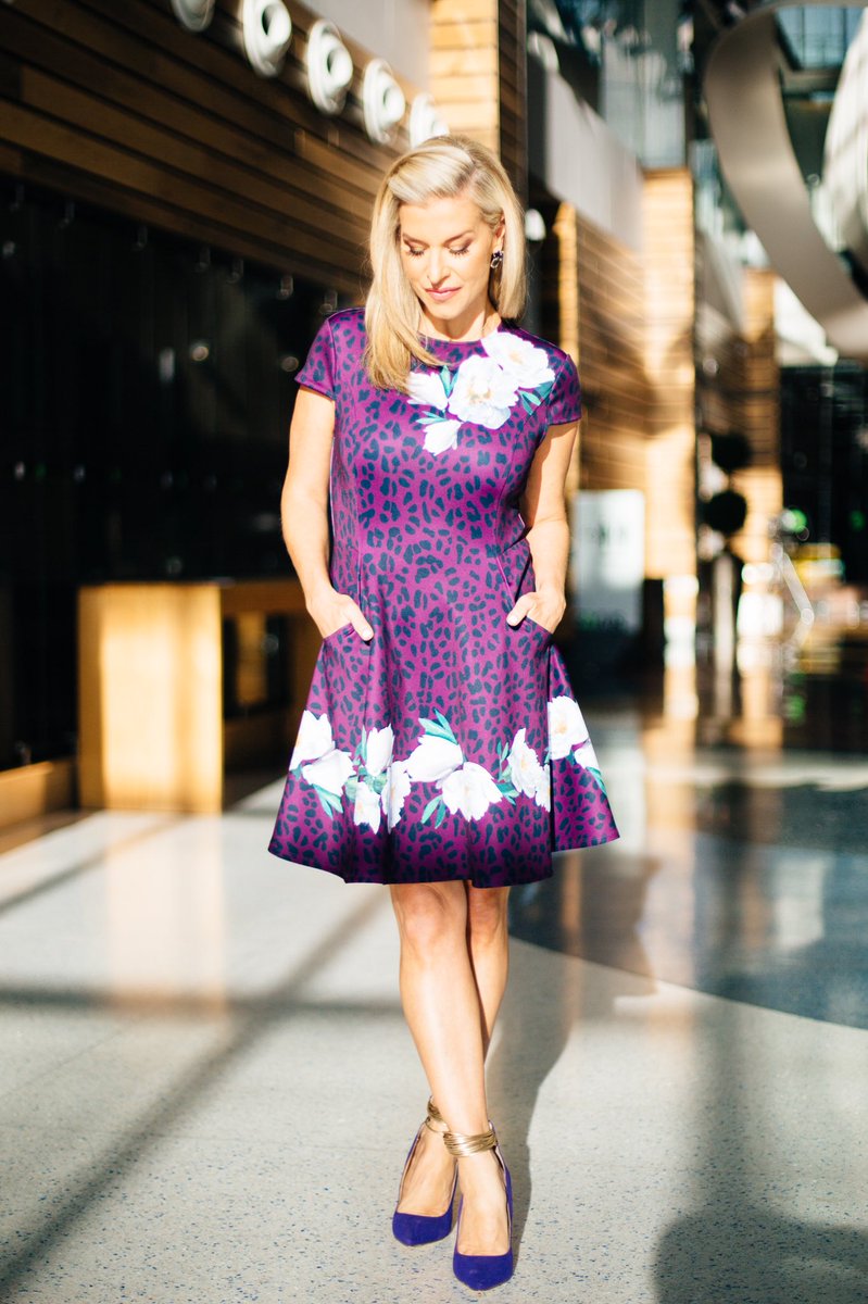 carolynglobal's tweet photo. A little splash of colour in the middle of Winter! Today’s #ootd on @morningshowca 💜
•
•
•
Outfit: @tedbaker from @cfsherway
MUA: @natasha.hmua
Hair: @natasha.hmua @salonsoho_ @mandiecaan
📷 @nickpimenoff
#carolynsclothes #tedtotoe #fashion #tedbakerlondon #tms https://t.co/aT0LaPvDyv