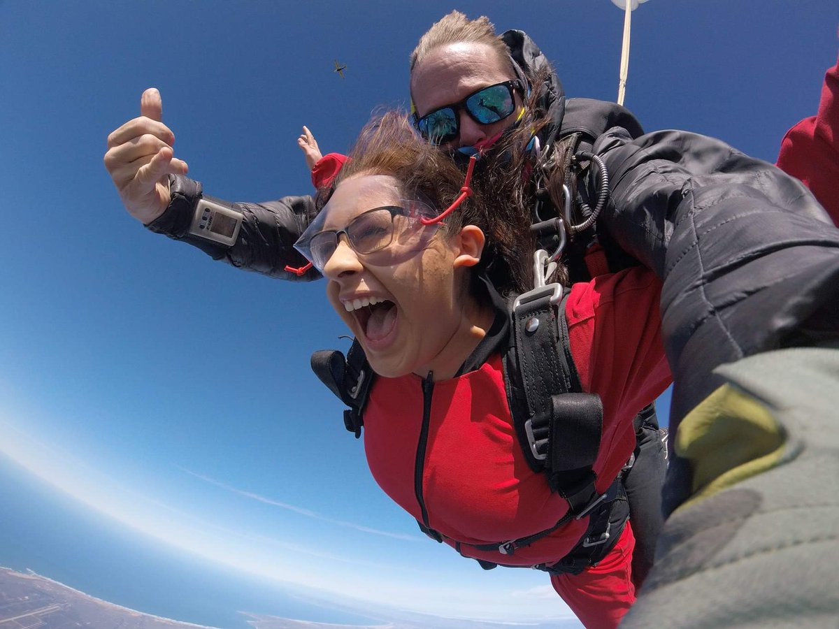 CleoMillenia's tweet photo. The MOST beautiful experience I've had! My album is out "WORDS NEVER SAID" and THANK YOU to those who wished me a happy birthday!!!! :) #skydiving #wordsneversaid #cleomillenia @SkydiveSantaBarbara https://t.co/KSbQE1TtVd