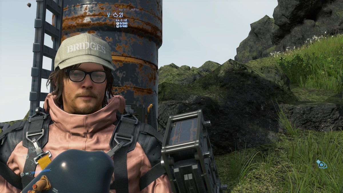 Martimosphere's tweet photo. Nerdy Sam! #DeathStranding https://t.co/gsXaWMz50U https://t.co/rd0NCIXGur