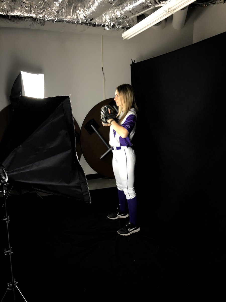 sbubearcats_sb's tweet photo. Picture day for the ‘Cats! #CLAWSUP https://t.co/U0wHVDjvCJ