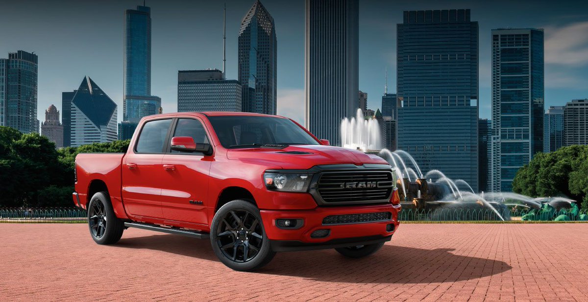 CentralMeCJDR's tweet photo. City streets and worksites alike are no problem for the new Ram 1500 pickup. https://t.co/Jyv3Rb51y4