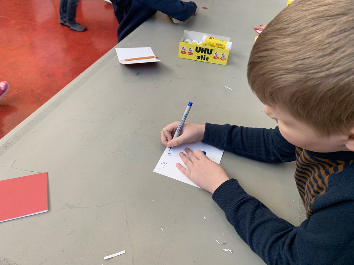 VulcanPrairiev1's tweet photo. Mrs. MacDonald and helpers came to help us participate in 'Valentine's for Vets'. This program encourages students to make cards to distribute to veterans across Canada. Thank you for helping us with such a meaningful project. #valentinesforvets #thankasoldier https://t.co/crP5LT1pKI