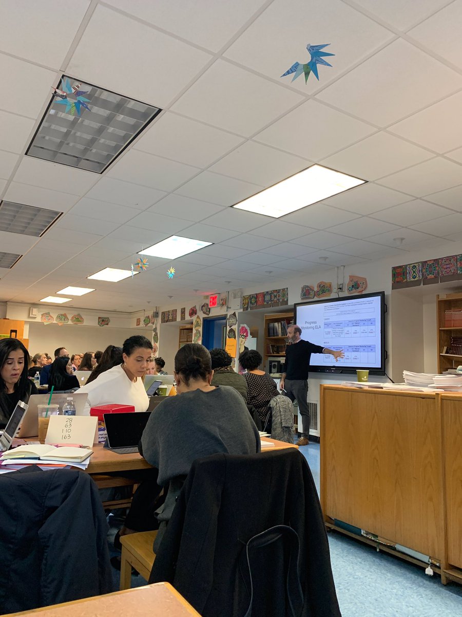 CSD9Bronx's tweet photo. District 9 Assistant Principals deepening their understanding of the Instructional Leadership Framework and the significance of progress monitoring as reflected in their Comprehensive Education Plans (CEPs).  #BronxStrong https://t.co/RggN9M1M8Y