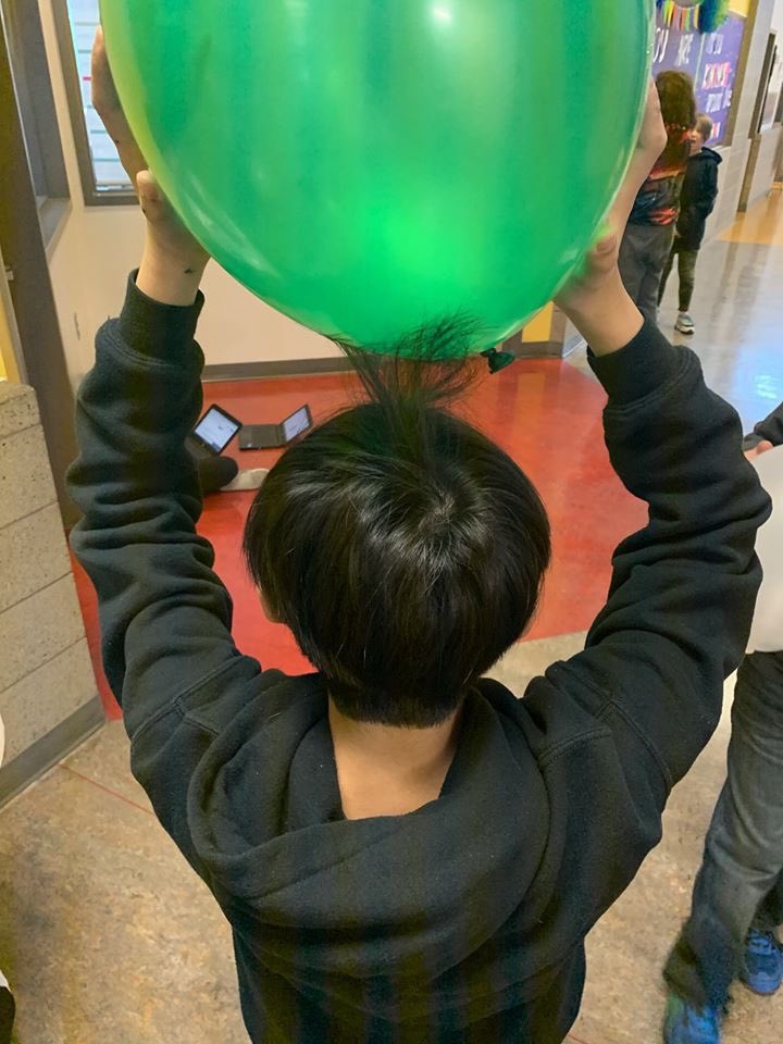 VulcanPrairiev1's tweet photo. Did you know that today is 'Static Electricity Day'? The Grade 5/6s can teach you all about electricity-static and otherwise! #scienceisfun https://t.co/sGFWGtMDal