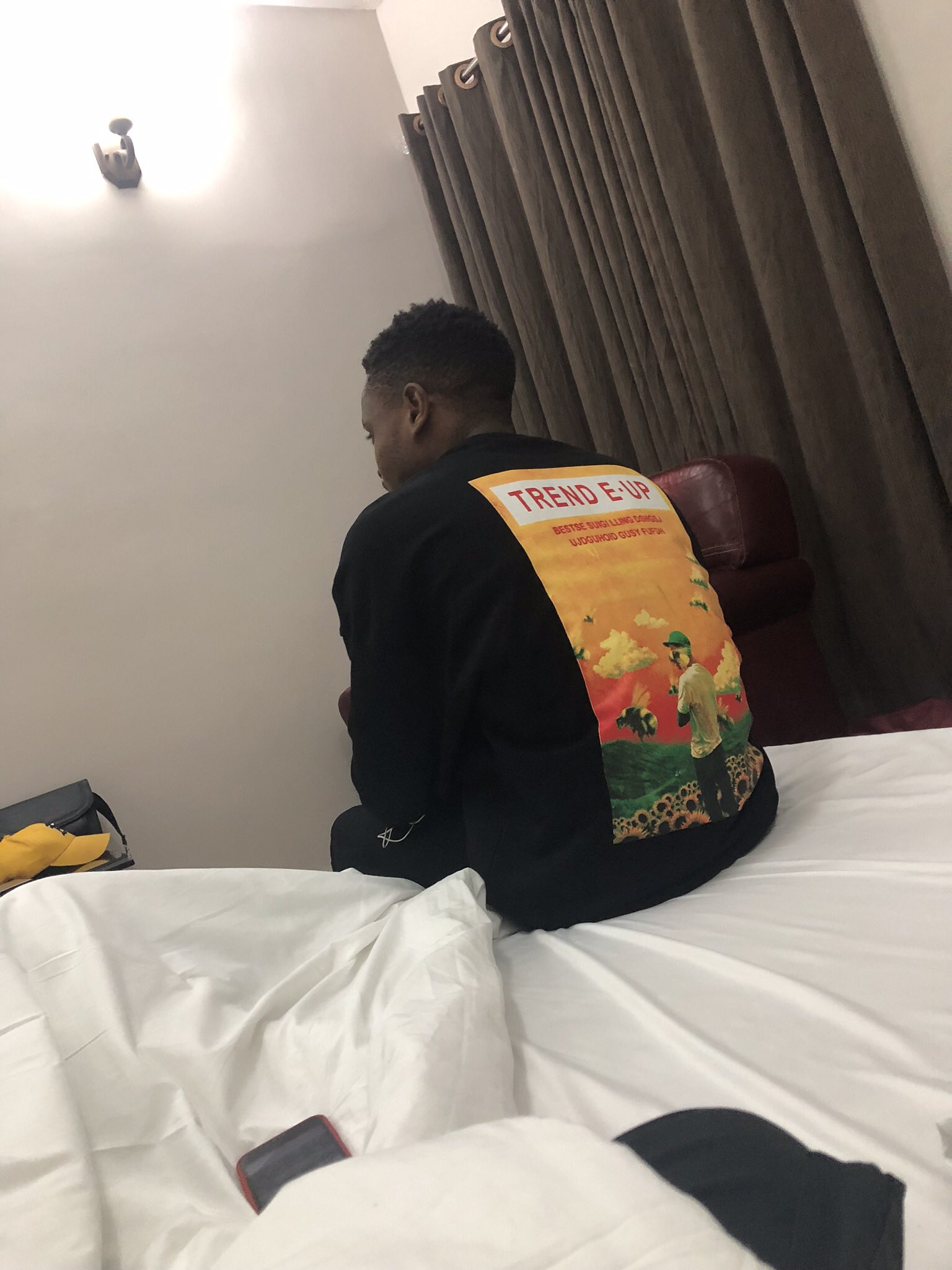 Happy birthday to Bobby brown 