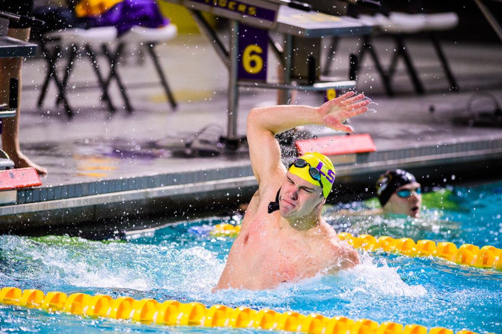 LSUSwimDive's tweet photo. One 👏🏼 More 👏🏼 Day 👏🏼 #meetweekend https://t.co/s0BHbmyhYV