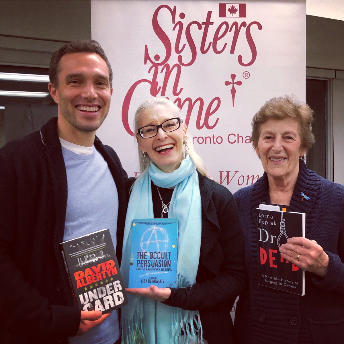 lisadenikolits's tweet photo. Having so much fun with @davidalbertyn and @lornapoplak at the Sisters In Crime meeting! We’re braving the ‘bone-chilling cold’ for the love of books! @inannapub #bonechillingcold 😂@SinC_Toronto https://t.co/QjLu0oIgrW