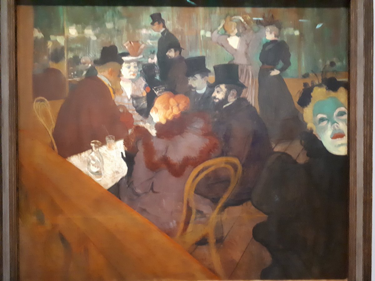 Don't look at me all cultured up ...the Devine Toulouse Lautrec exhibition ...gutted they didn't do Lautrec socks to add to my Parisian artists sock collection